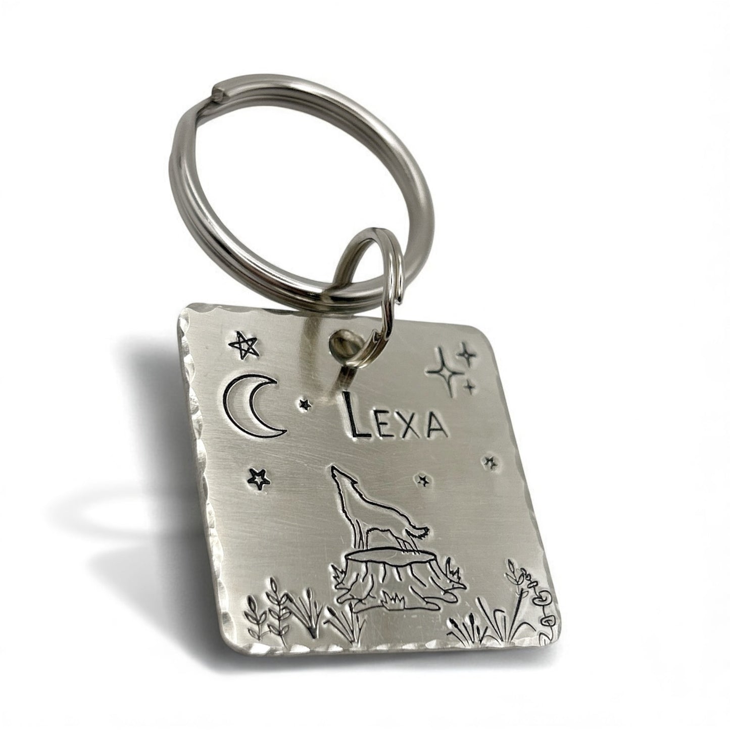 Médaille Personnalisée pour un Chien en Maillechort, Arbres et Forêt, Lune et Loup