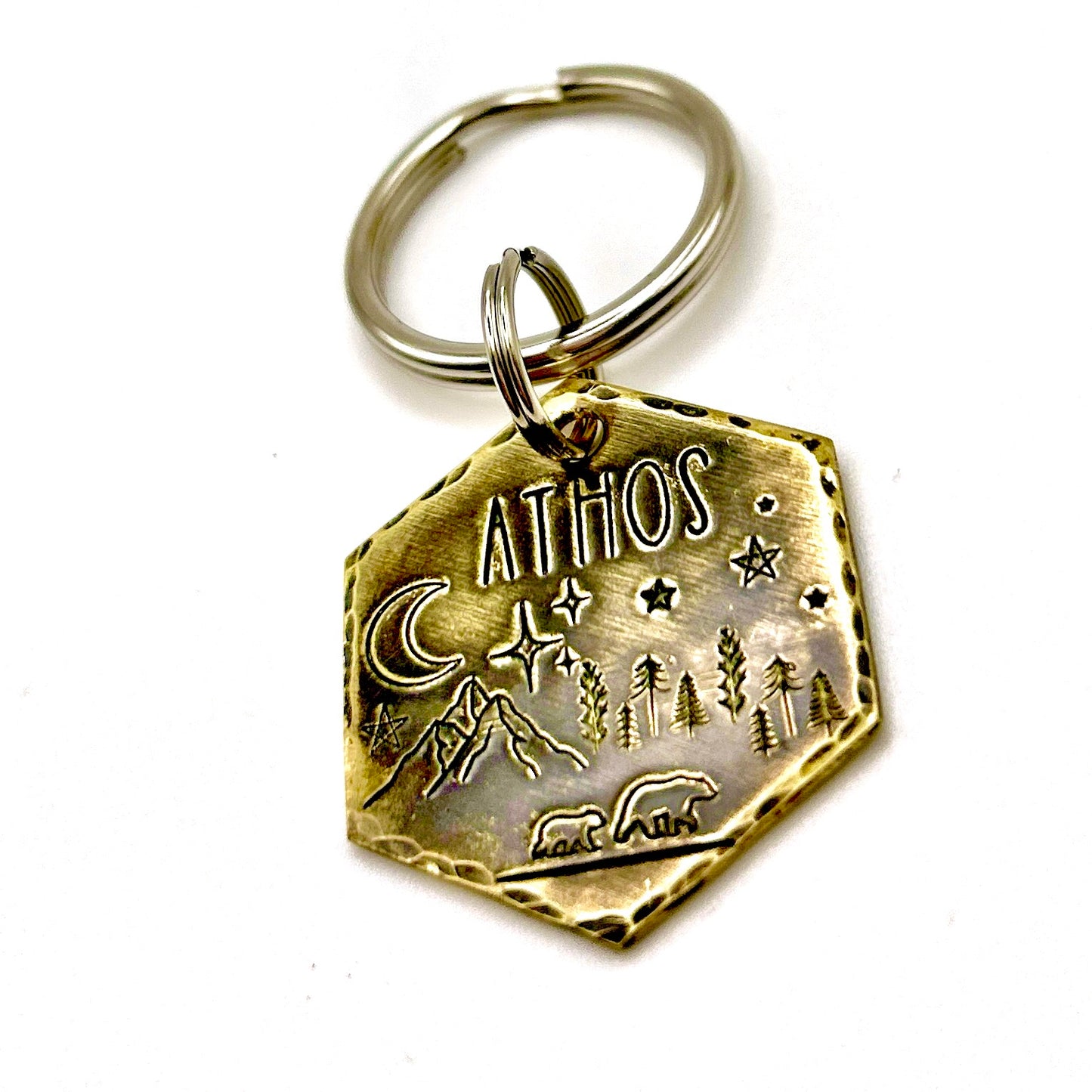 Médaille pour chien en laiton – Scène de montagne et petits ours - Personnalisable