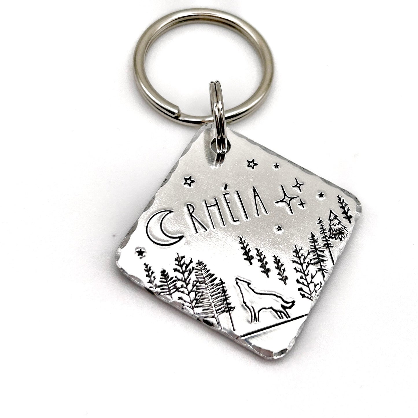 Médaille de Chien Personnalisée, Médaillon Chien avec Loup, Montagne et Forêt