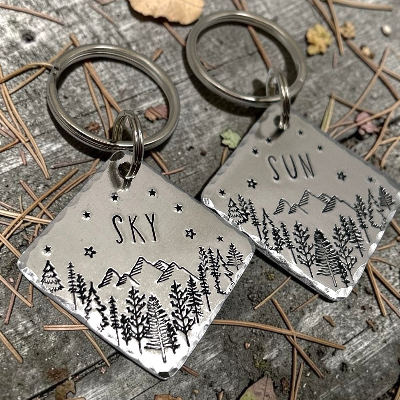 Médaille de Chien Personnalisée, Médaillon Animaux Compagnie, Arbres Montagnes